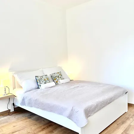 Luca Apartment